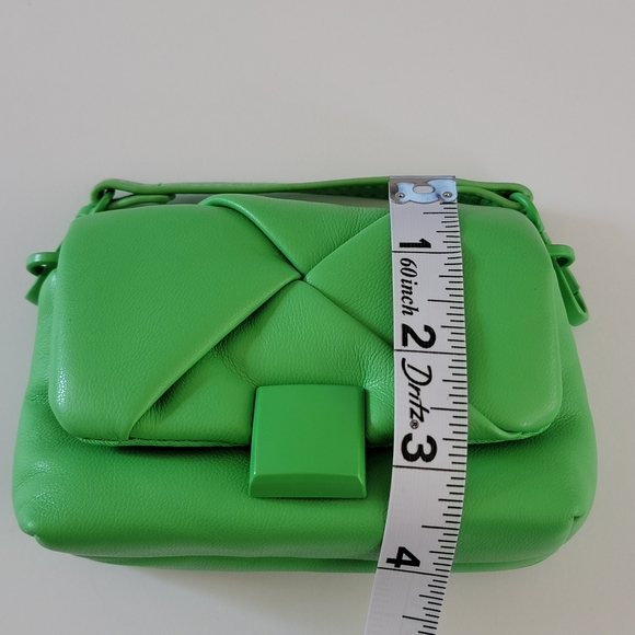 A New Day Vibrant Green Mini Bag Purse Quilted Vinyl - Picture 6 of 8